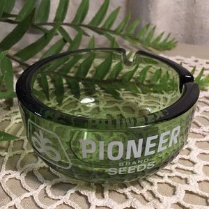 Vintage Pioneer Seeds Brand Glass Ashtray